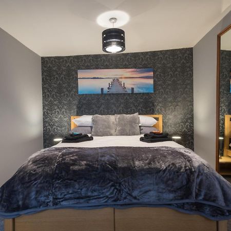 Southernhay Boutique Apartment Exeter Extérieur photo